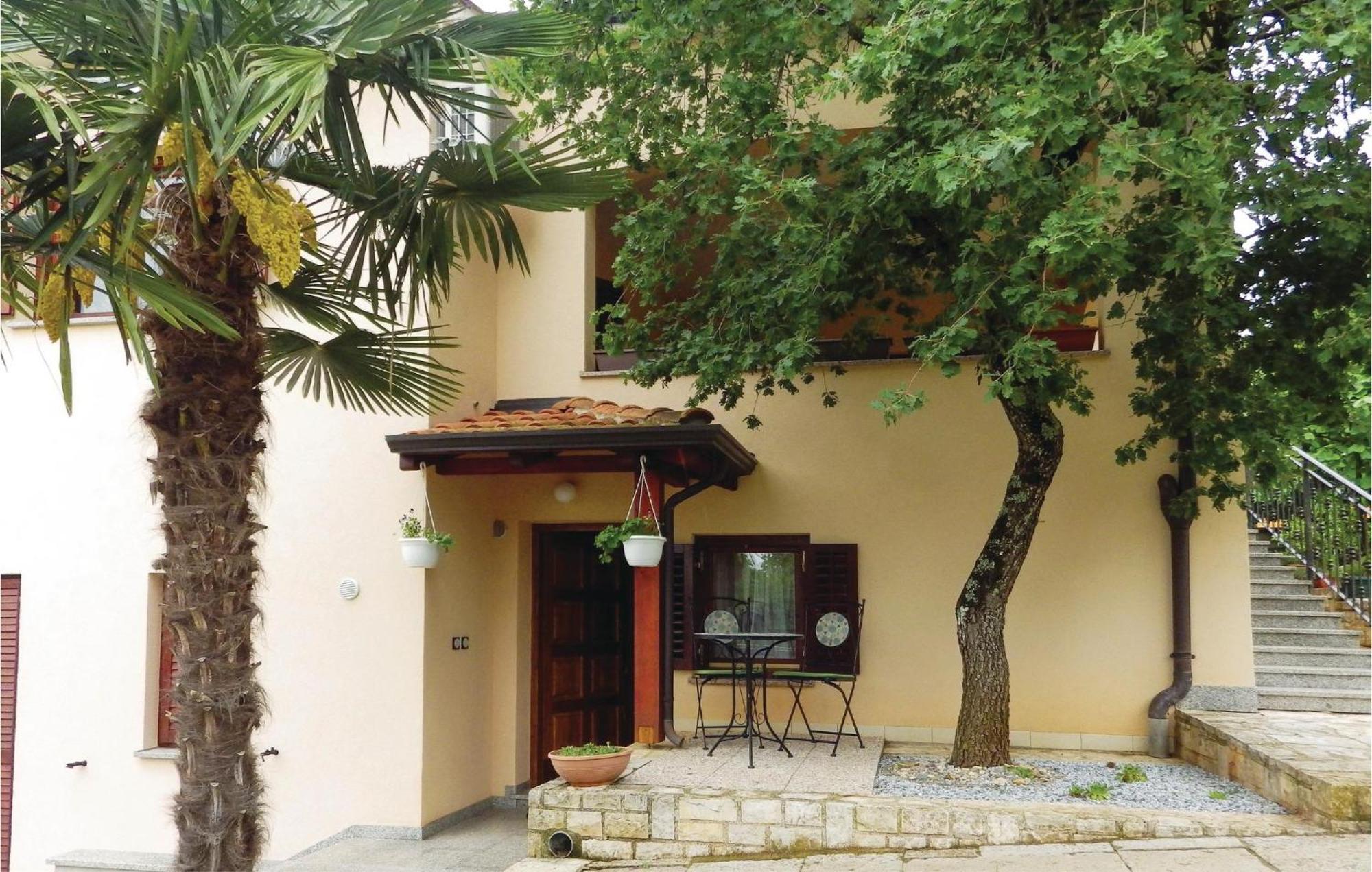Stunning Apartment In Radmani With Wifi Exterior foto